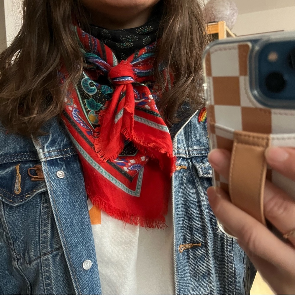 VTG Square fringe scarf